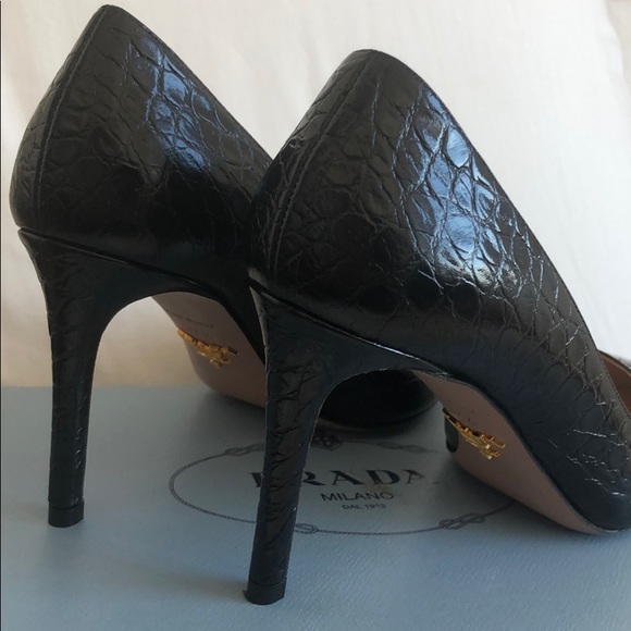 PRADA embossed leather heels 37.5 - Picture 8 of 8